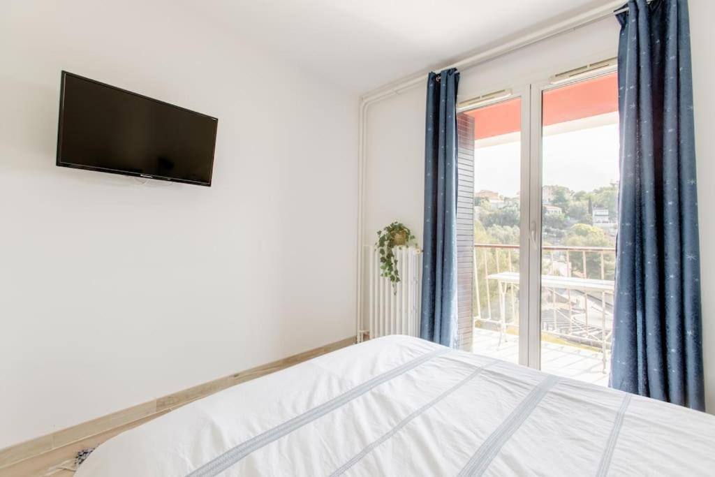 Private Room In Renovated Apartment - Tram 1 Min Walk Nice Exteriér fotografie