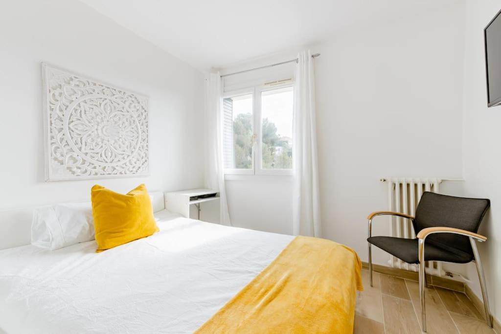 Private Room In Renovated Apartment - Tram 1 Min Walk Nice Exteriér fotografie
