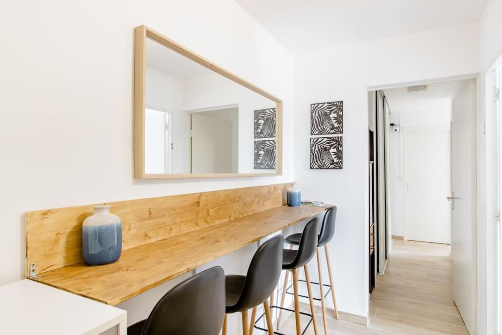 Private Room In Renovated Apartment - Tram 1 Min Walk Nice Exteriér fotografie