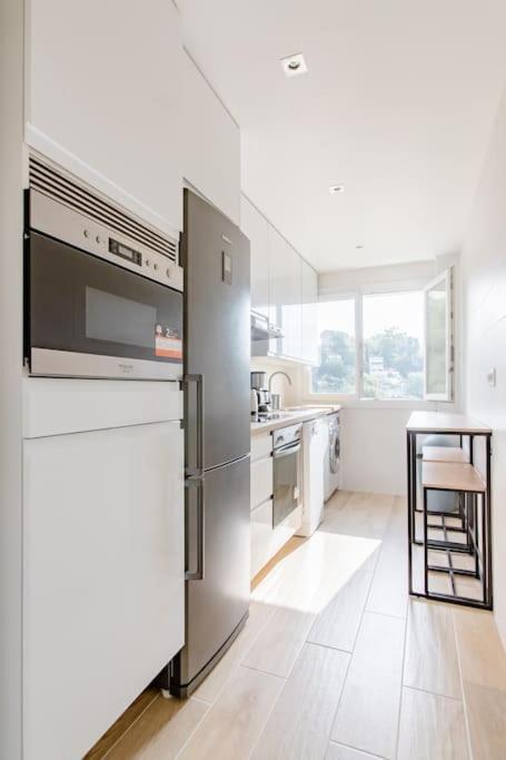 Private Room In Renovated Apartment - Tram 1 Min Walk Nice Exteriér fotografie